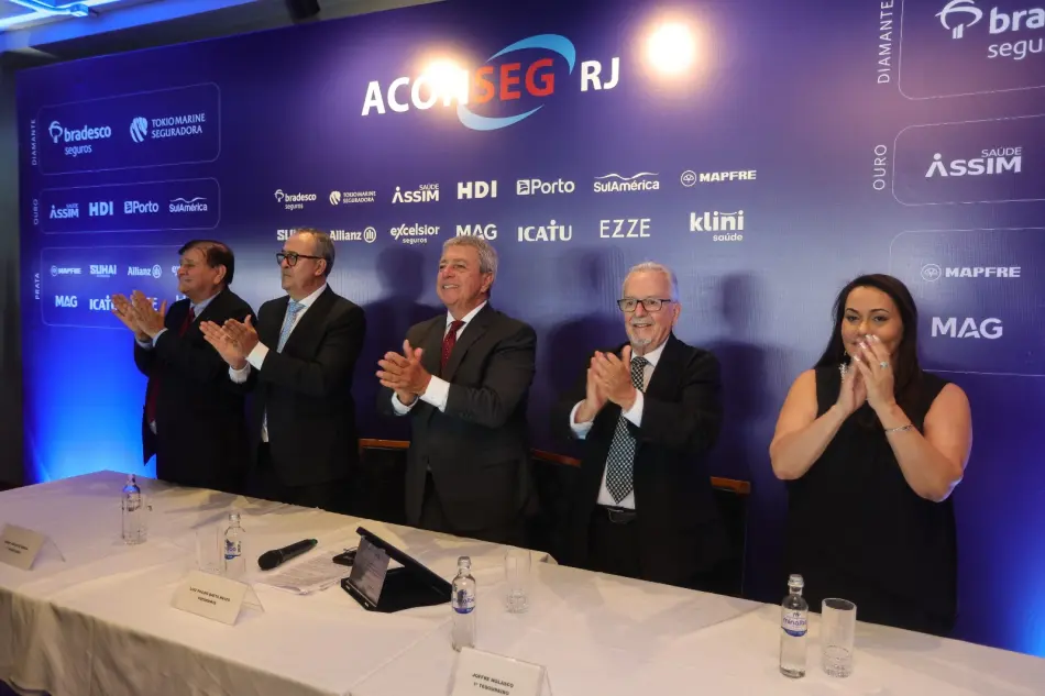Obra Seguros | Aconseg-RJ empossa nova diretoria e celebra trajetória de sucesso em evento de confraternização Fonte CQCS